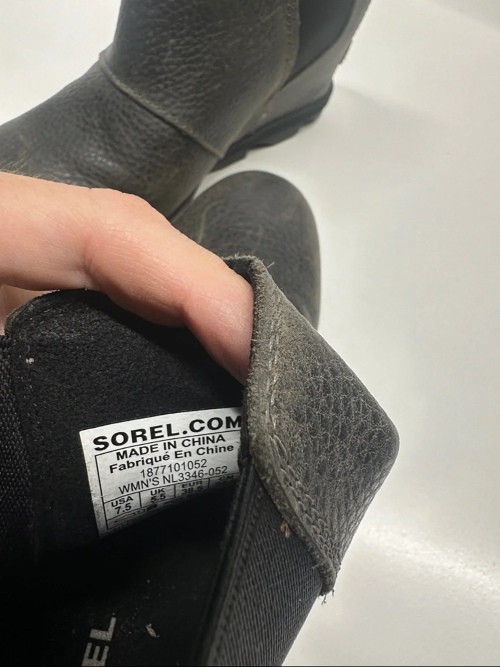 Sorel Joan Of Arctic Wedges II Chelsea Ankle Heeled Boots Bootie Gray Size 7.5